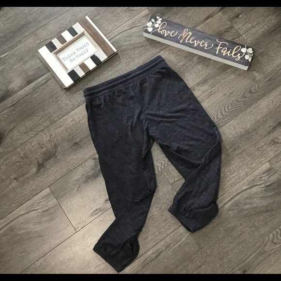 Girls grey Capri Joggers - Picture 3 of 3